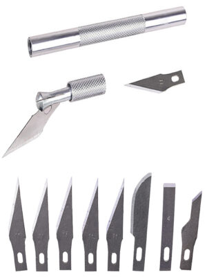 Крафтърски нож (скалпел) с 8 ножчета